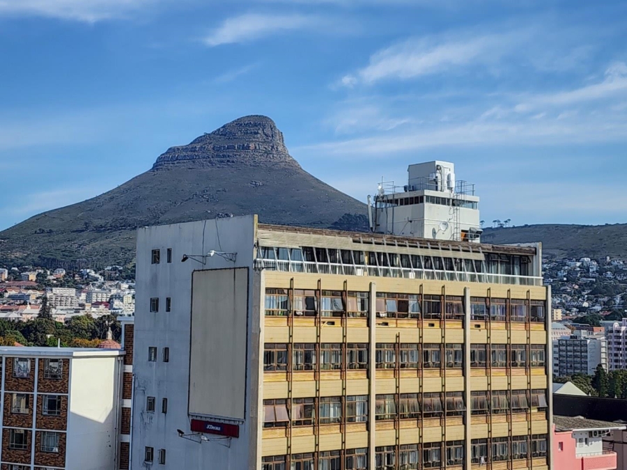 2 Bedroom Property for Sale in Cape Town City Centre Western Cape